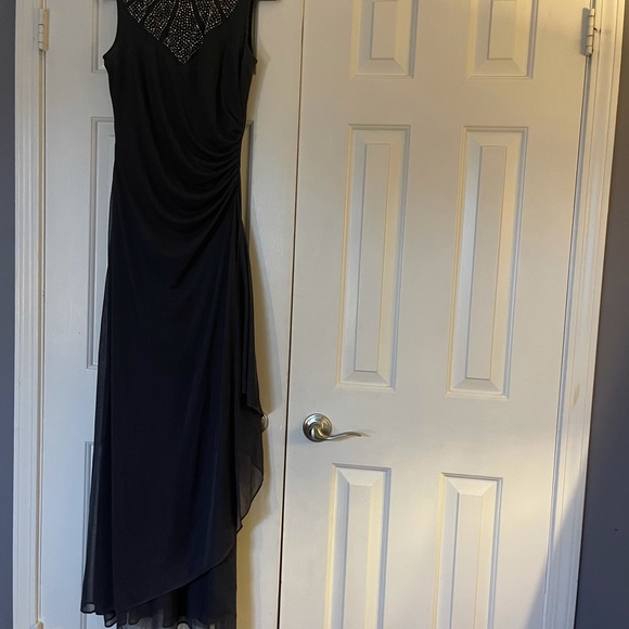 LONG DRESS CACHET gray embellished side Rushing - Picture 1 of 7